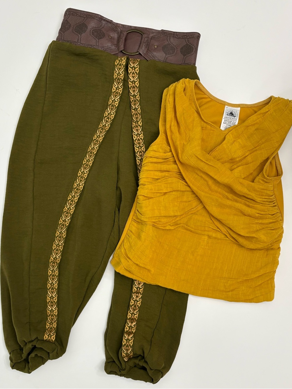 Disney 2 piece Raya and The Last Dragon outfit size 7/8